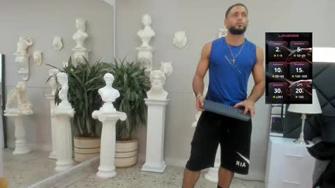 Snapshot of emilio_brandon chatting on 11.27.25 Emilio online show from 11.27.25