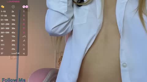 Emilly online show from 03.03.25