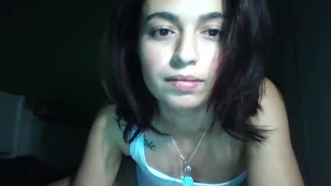 Snapshot of emilly_daniel chatting on 01.08.25 Emilly and Daniel online show from 01.08.25