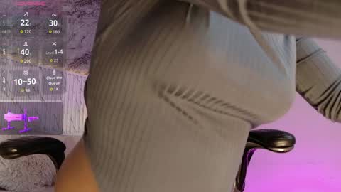 Snapshot of emilly_mell chatting on 03.02.26 emilly_mell online show from 03.02.26