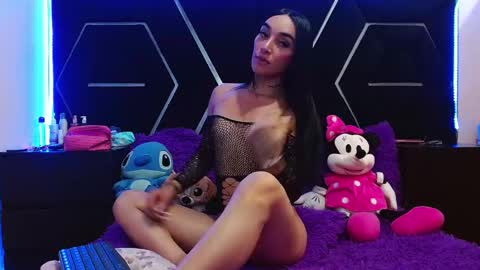 Snapshot of emillystonex chatting on 12.13.24 emillystonex online show from 12.13.24