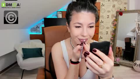 EmillyTaylor online show from 05.06.26