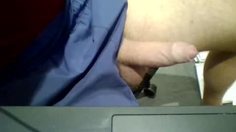 Snapshot of emilmirror chatting on 11.04.25 emilmirror online show from 11.04.25