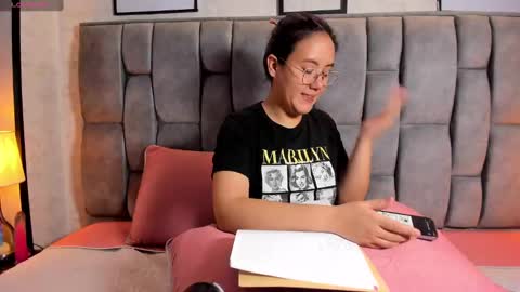 Emily online show from 02.22.25