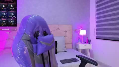 Emily online show from 10.08.25