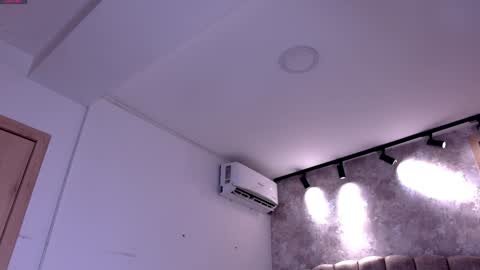  emily valentina     online show from 09.25.25