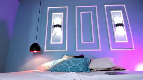 Snapshot of emily_ariaszc chatting on 02.17.25 Emily online show from 02.17.25