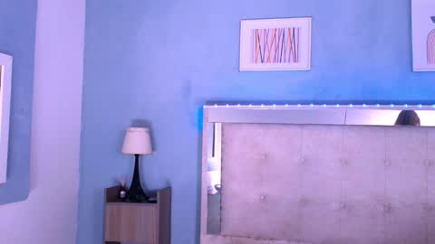 Snapshot of emily_castillo1_ chatting on 09.24.25 emily_castillo1_ online show from 09.24.25