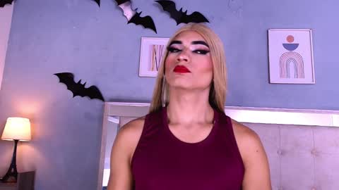 emily_castillo1_ online show from 11.28.25