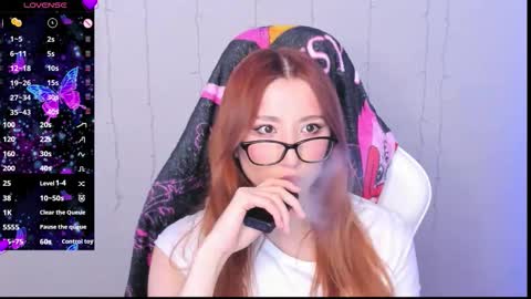 Snapshot of emily_cline chatting on 10.27.25 emily_cline online show from 10.27.25