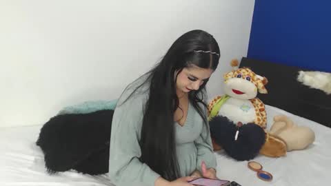 Emyli online show from 03.13.26