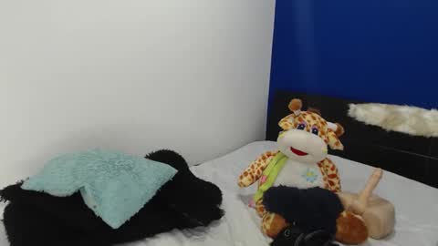 Emyli online show from 03.17.26