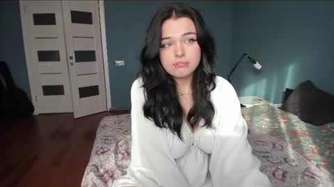 emily_ferra online show from 06.30.26