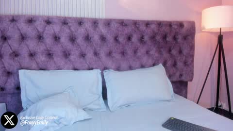 Emily online show from 02.08.25