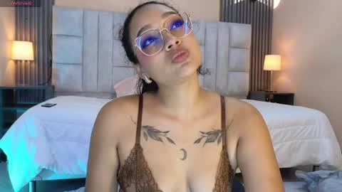 Emily online show from 06.09.26