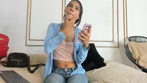 Snapshot of emily_gaviria1 chatting on 05.05.26 emily_gaviria1 online show from 05.05.26
