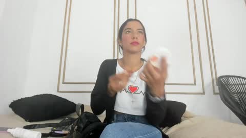 Snapshot of emily_gaviria1 chatting on 05.23.26 emily_gaviria1 online show from 05.23.26