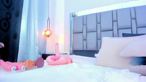 Emi  online show from 01.21.25