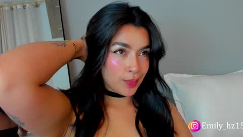 Snapshot of emily_haze chatting on 01.24.25 Emily online show from 01.24.25