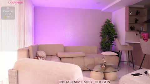 independet model online show from 07.08.26