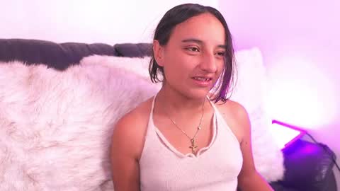 Snapshot of emily_jonexs_ chatting on 04.16.26 mily online show from 04.16.26