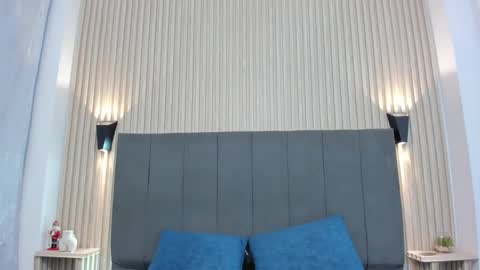 emily_jonhson online show from 12.22.25