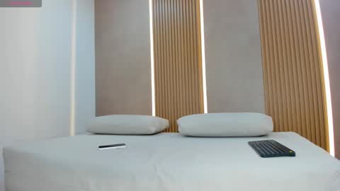 emily_kovac online show from 02.27.26