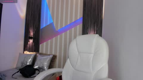 Emily online show from 01.28.25