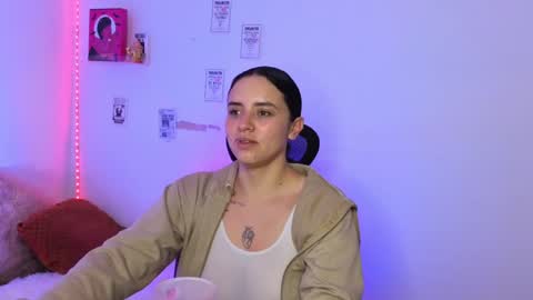Emily Lindey online show from 04.21.26