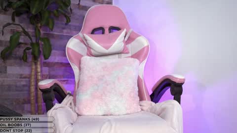 Emily online show from 05.18.26