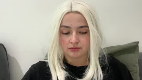 emily_morning_dew online show from 11.10.25