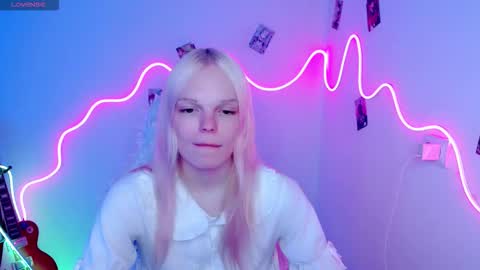 Lia online show from 10.16.25