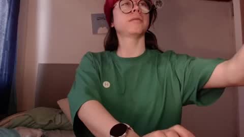 emily_pearl_ online show from 01.27.25