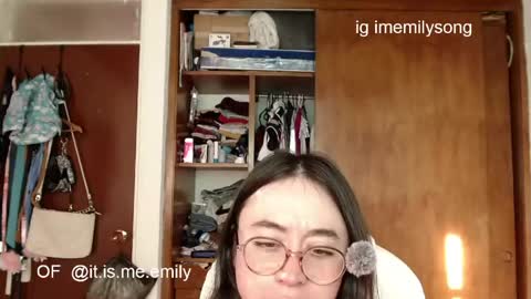 emily_pearl_ online show from 05.16.26
