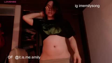 emily_pearl_ online show from 06.19.26
