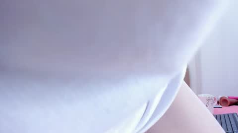 emily_rivas_ online show from 07.24.26