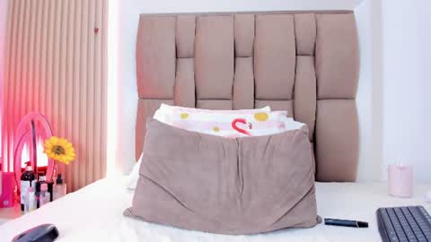 emily_rivas_ online show from 08.01.26