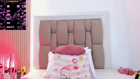 emily_rivas_ online show from 08.04.26