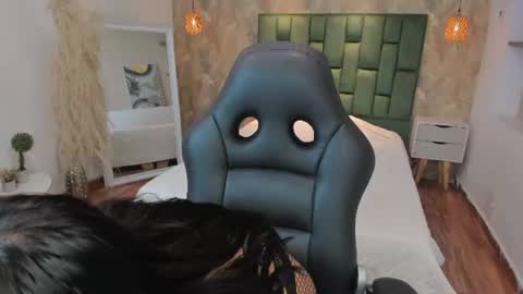 Snapshot of emily_rosee__ chatting on 06.11.26 Emily online show from 06.11.26