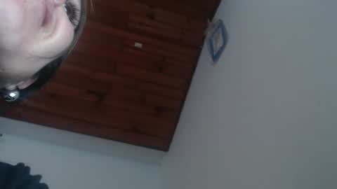 Snapshot of emily_sexy69 chatting on 09.15.25 Emily online show from 09.15.25