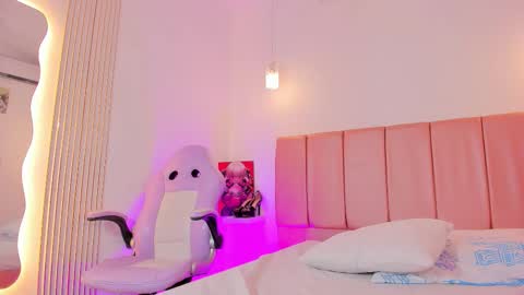 Snapshot of emily_walker4 chatting on 03.02.26 emily_walker4 online show from 03.02.26