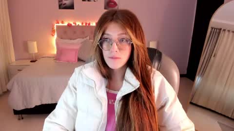 emily_warren__ online show from 04.29.26