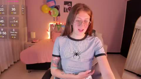 emily_warren__ online show from 06.17.26