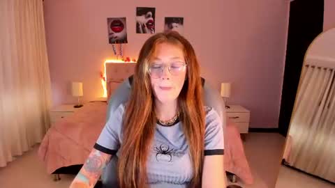 emily_warren__ online show from 07.23.26