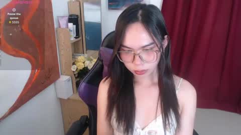 emily_xo143 online show from 06.20.26