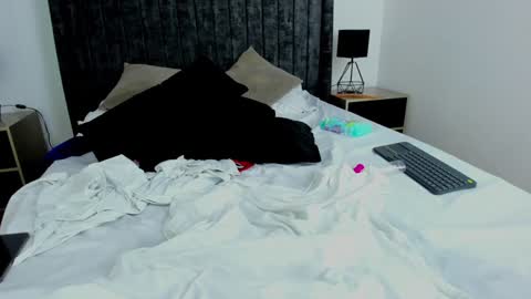 Emilyyy online show from 12.11.24