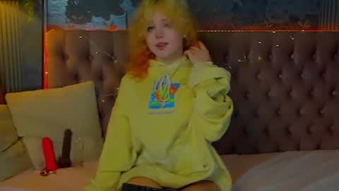 Baby Emelli online show from 02.06.26