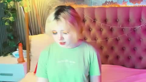 Baby Emelli online show from 05.27.26