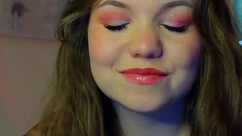 Snapshot of emilyart_ chatting on 12.06.24 artist Emily online show from 12.06.24