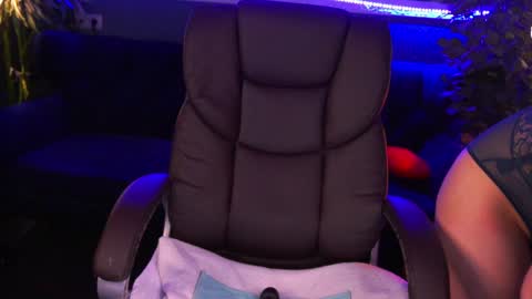 Emy online show from 01.31.25